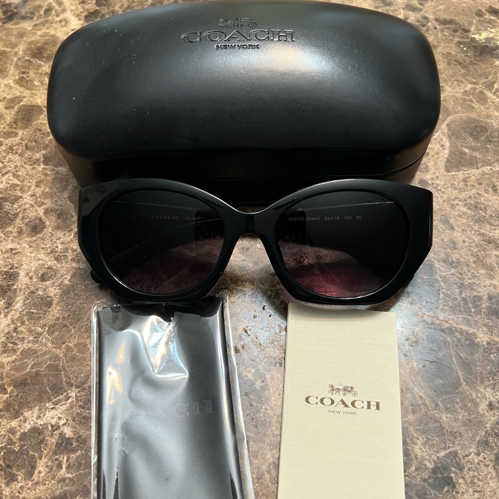 Coach Black Oversized Cat-Eye Sunglasses with Dark Gradient Lenses
